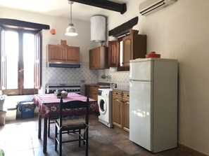 Fridge, oven, toaster