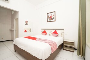 Quarto casal standard | Escrivaninha, Wi-Fi de cortesia