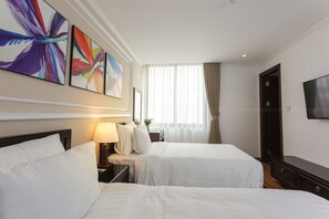 Deluxe Double or Twin Room | Down comforters, minibar, in-room safe, desk - Hotel De La Seine (Hanoi)