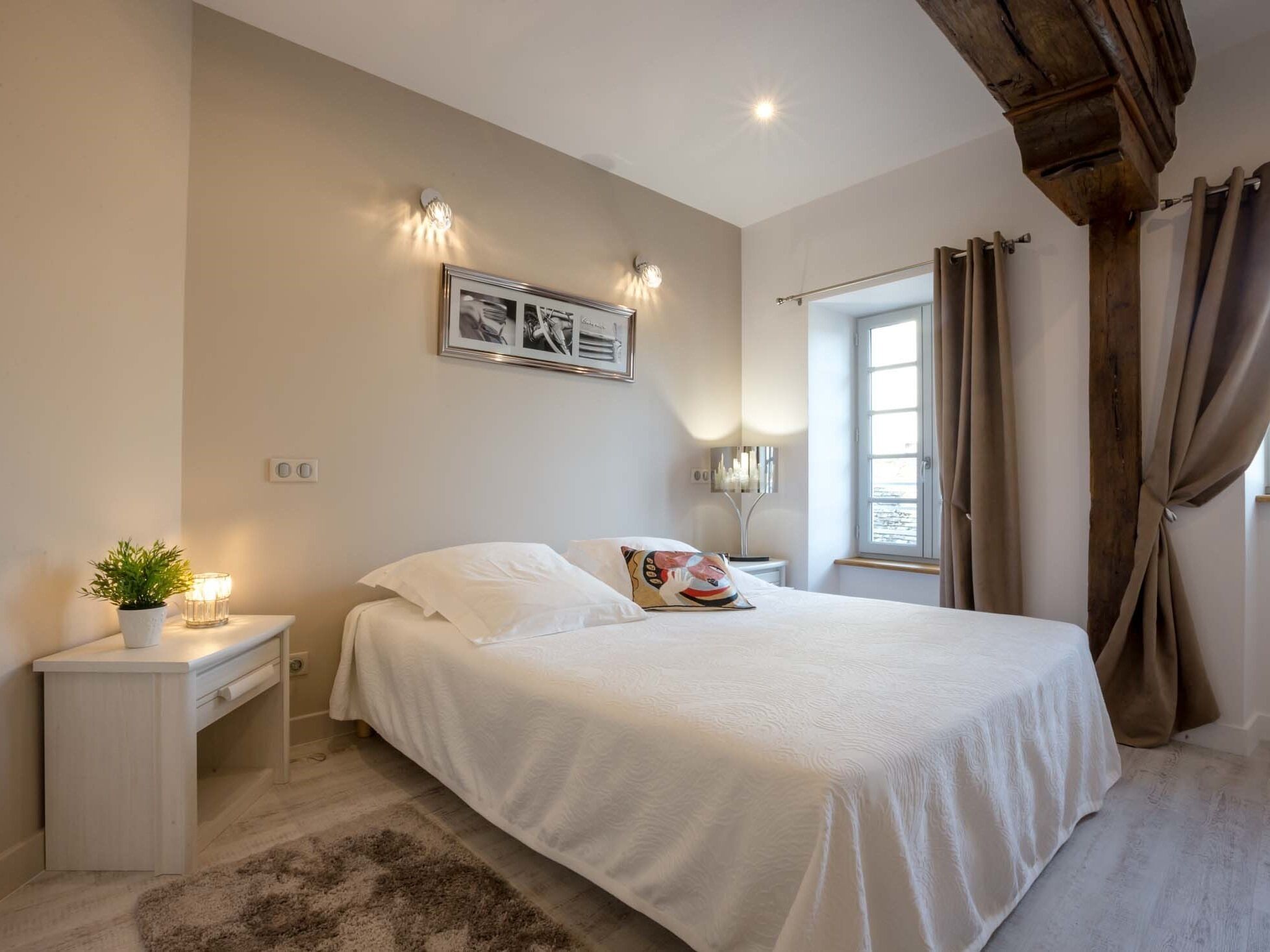 3 bedrooms, iron/ironing board, travel crib, free WiFi