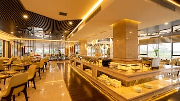Spécialités Cuisine locale et internationale