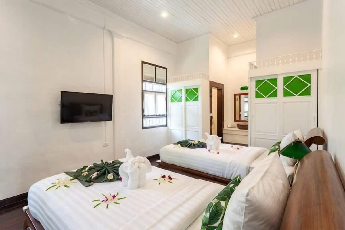 ตู้นิรภัยในห้องพัก, เตารีด/โต๊ะรีดผ้า, Wi-Fi ฟรี, ผ้าปูที่นอน