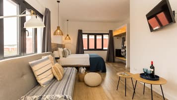 Quarto casal superior | Cofres nos quartos, Wi-Fi de cortesia, roupa de cama