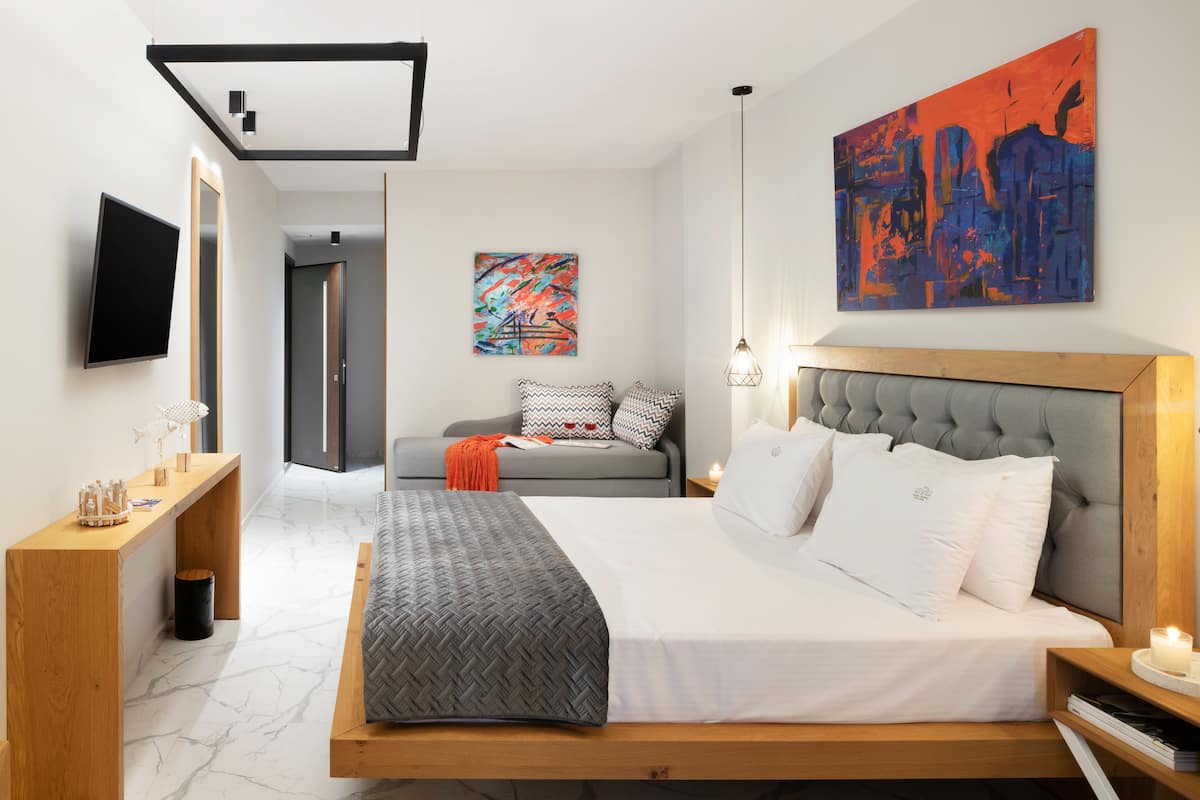 1 bedroom, minibar, soundproofing, iron/ironing board