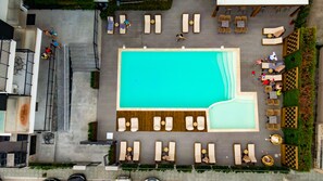 Seasonal outdoor pool - Dafni Plus Hotel (Dio-Olympos)