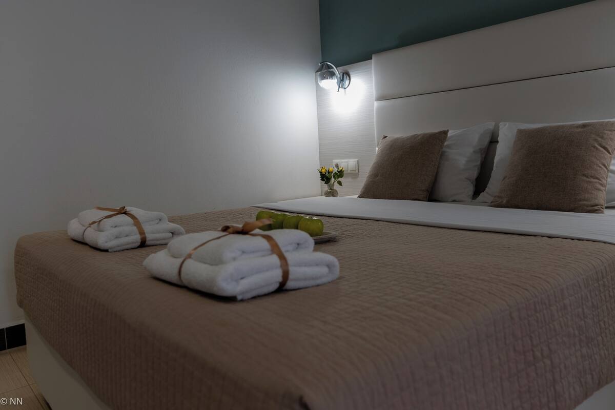 Minibar, in-room safe, soundproofing, iron/ironing board (on request)