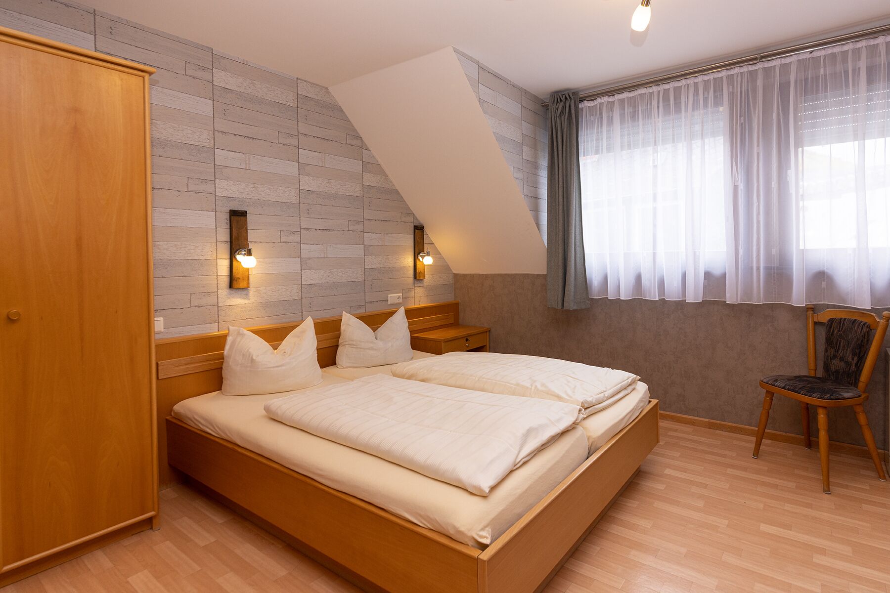 double room | in-room safe, free wifi, bed sheets