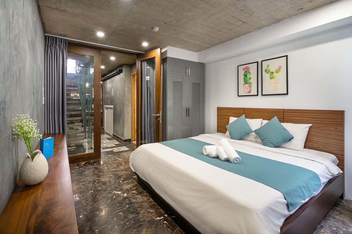 Executive Room