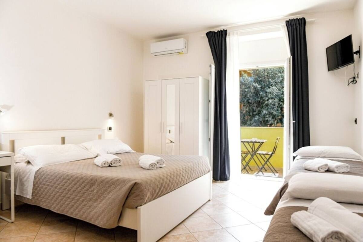 Quadruple Room, Balcony