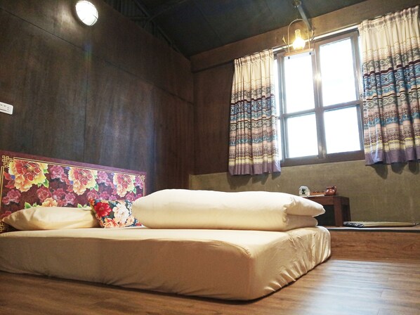 ستائر تعتيم وواي فاي مجانًا وملاءات أسرّة