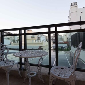 Balcony - Kenting Orange Homestay (Hengchun)