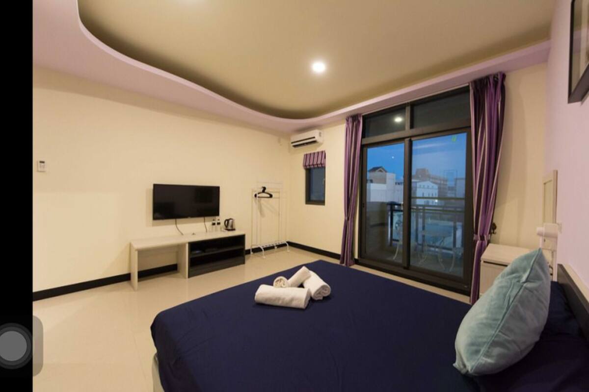 Deluxe Double Room, Balcony | Desk, soundproofing, WiFi (free)
