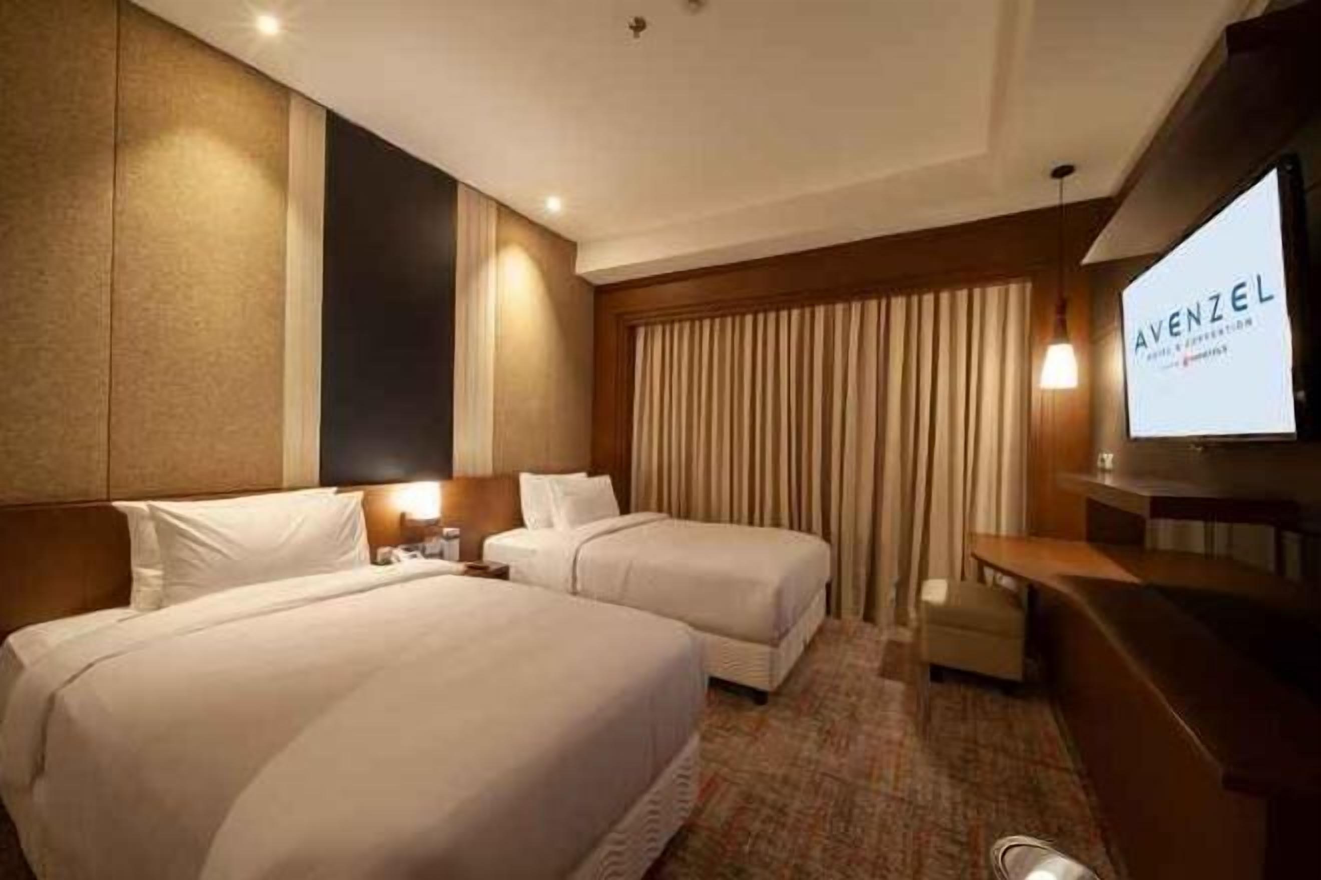 Minibar, in-room safe, iron/ironing board, free WiFi