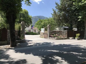 Property grounds - Camping Frédéric Mistral (Castellane)