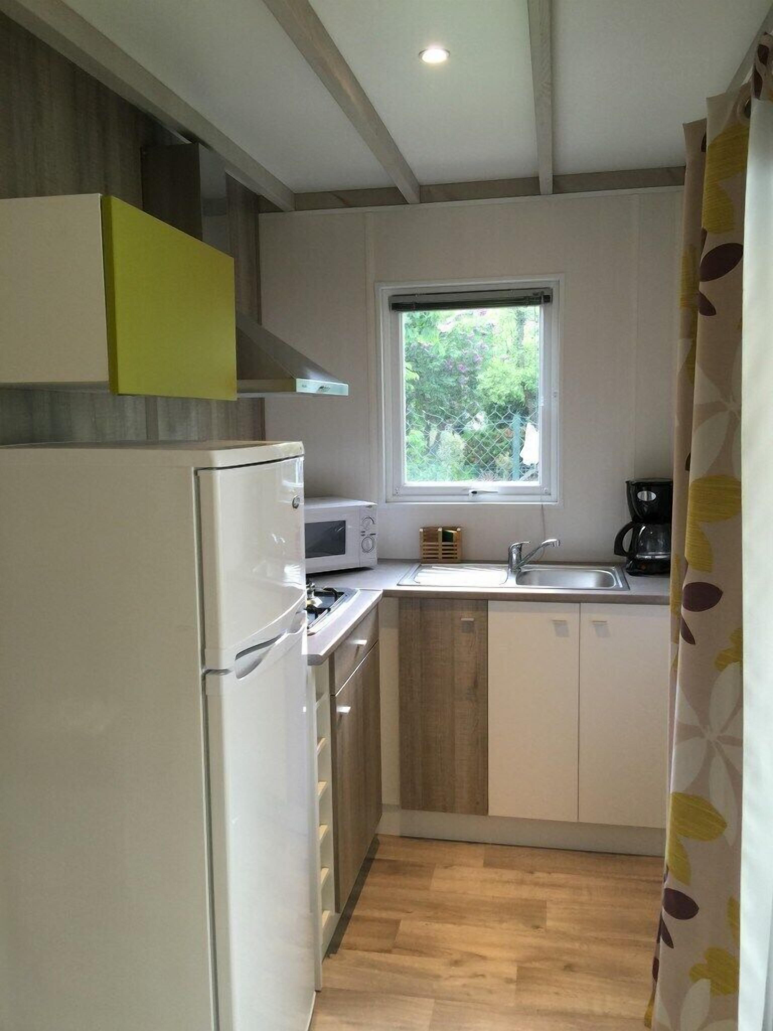 Premium chalet, 2 slaapkamers, aan tuin (4 pers) | Privékitchenette