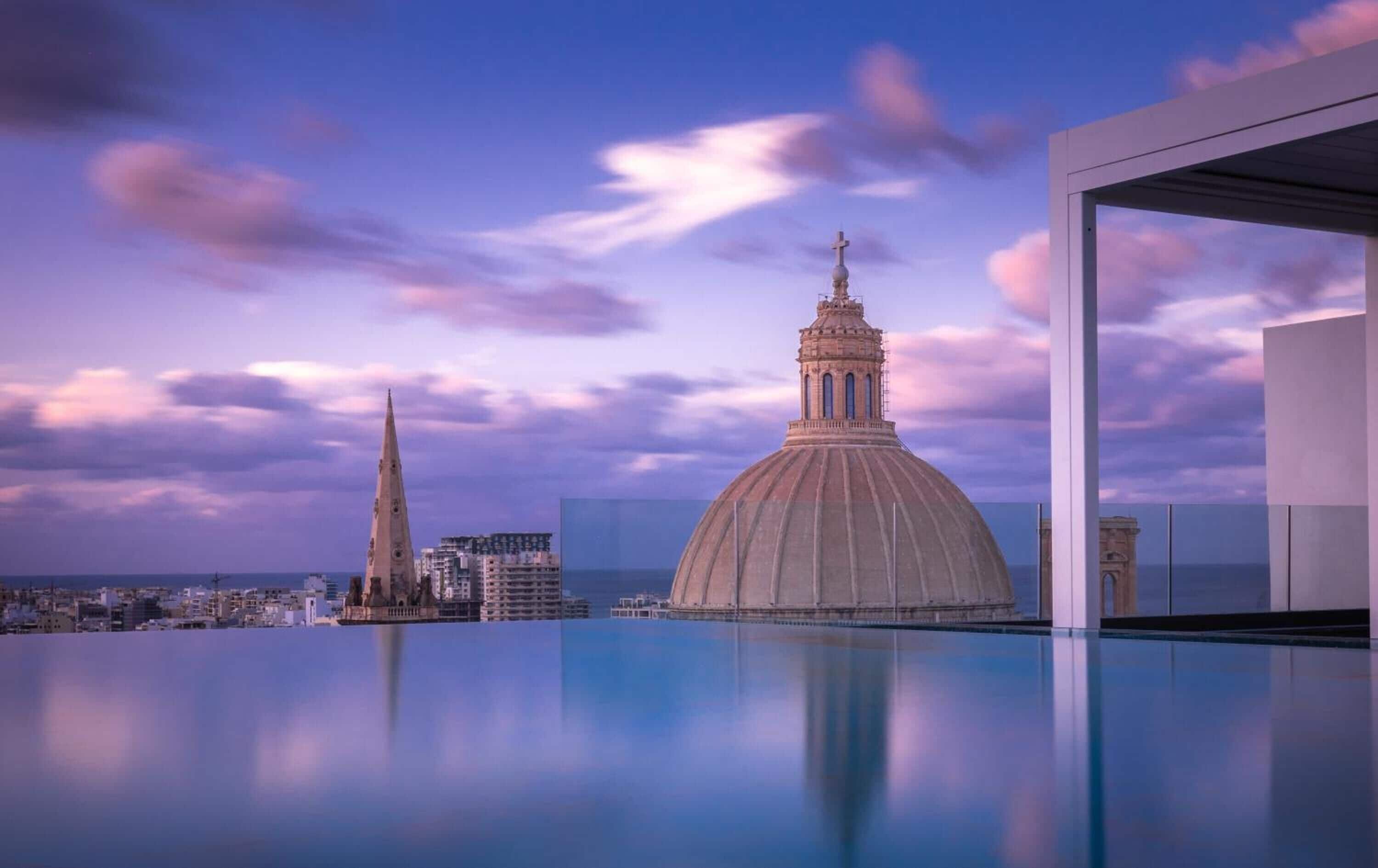 Outdoor pool, open 10:30 AM to 7:00 PM, sun loungers