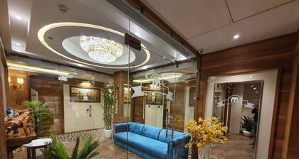 Hotel Makhan Residency