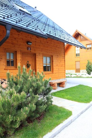 Exterior - Kronau Chalet Resort (Kranjska Gora)