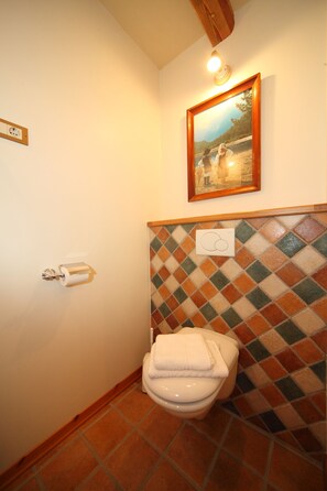 木屋, 多張�床, 花園景觀 | 浴室 | 淋浴設備、吹風機、毛巾