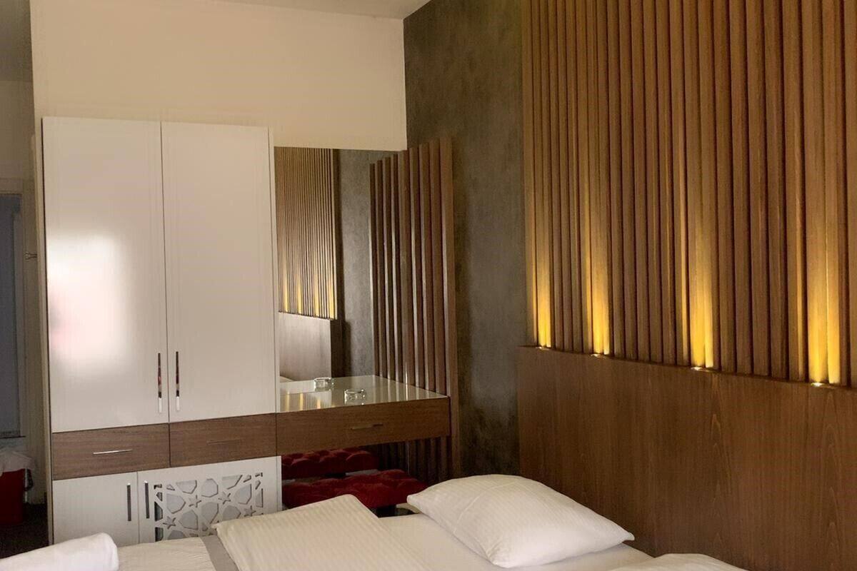 soundproofing, iron/ironing board, free wifi, bed sheets