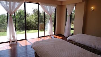 Villa, 3 Bedrooms | 3 bedrooms, desk, laptop workspace, iron/ironing board