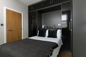 Free WiFi - 3 Beds 2 Baths Penthouse (London)