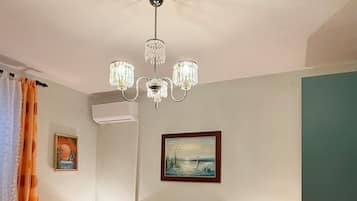 Standard Double Room, Multiple Beds, City View | Desk, free WiFi, bed sheets