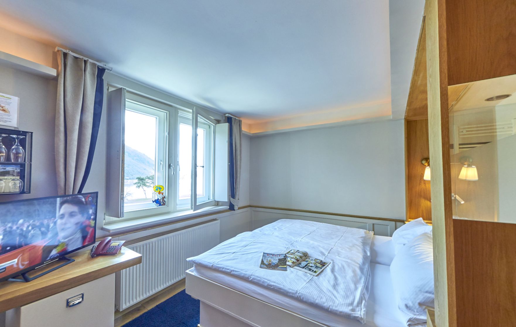 standard single room, 1 single bed | minibar, in-room safe, individually decorated, blackout curtains