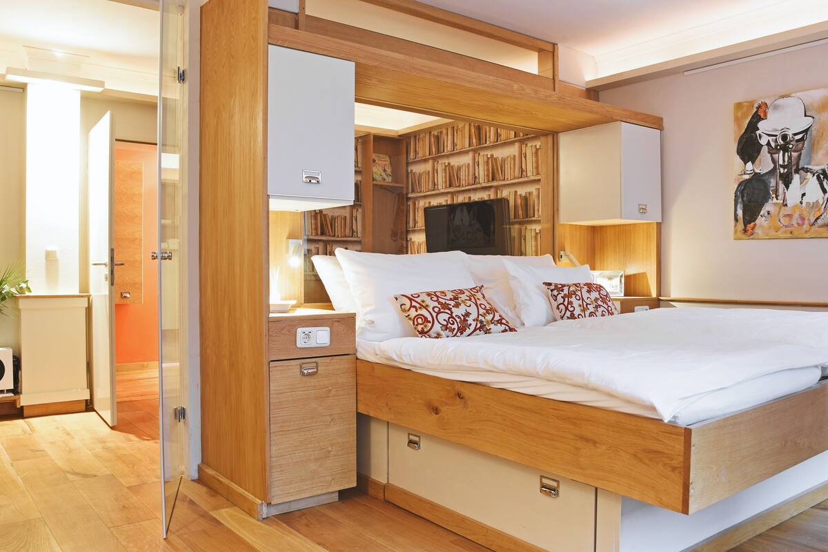 minibar, in-room safe, individually decorated, blackout curtains