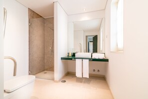 Double or Twin Room | Bathroom | Free toiletries, towels - Casa De Campo Colmeal (Mira)