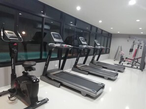 Gym - PJ PLACE Service Apartment (Bang Pakong)