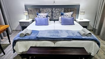 Decoración personalizada, muebles diferentes y escritorio