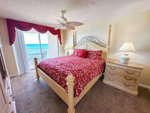 4 bedrooms, free WiFi, bed sheets