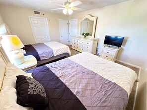 4 habitaciones, tabla de planchar con plancha y wifi gratis 