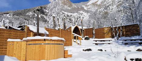 Sauna, bain à remous