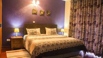 Appartement, plusieurs lits | 3 chambres, literie de qualité supérieure, décoration personnalisée