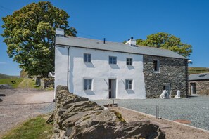 Cottage | Front of property - Lower Carhullan (Penrith)