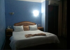 Double Room | Desk, blackout drapes, free WiFi, bed sheets - Hotel El Bez (El Eulma)
