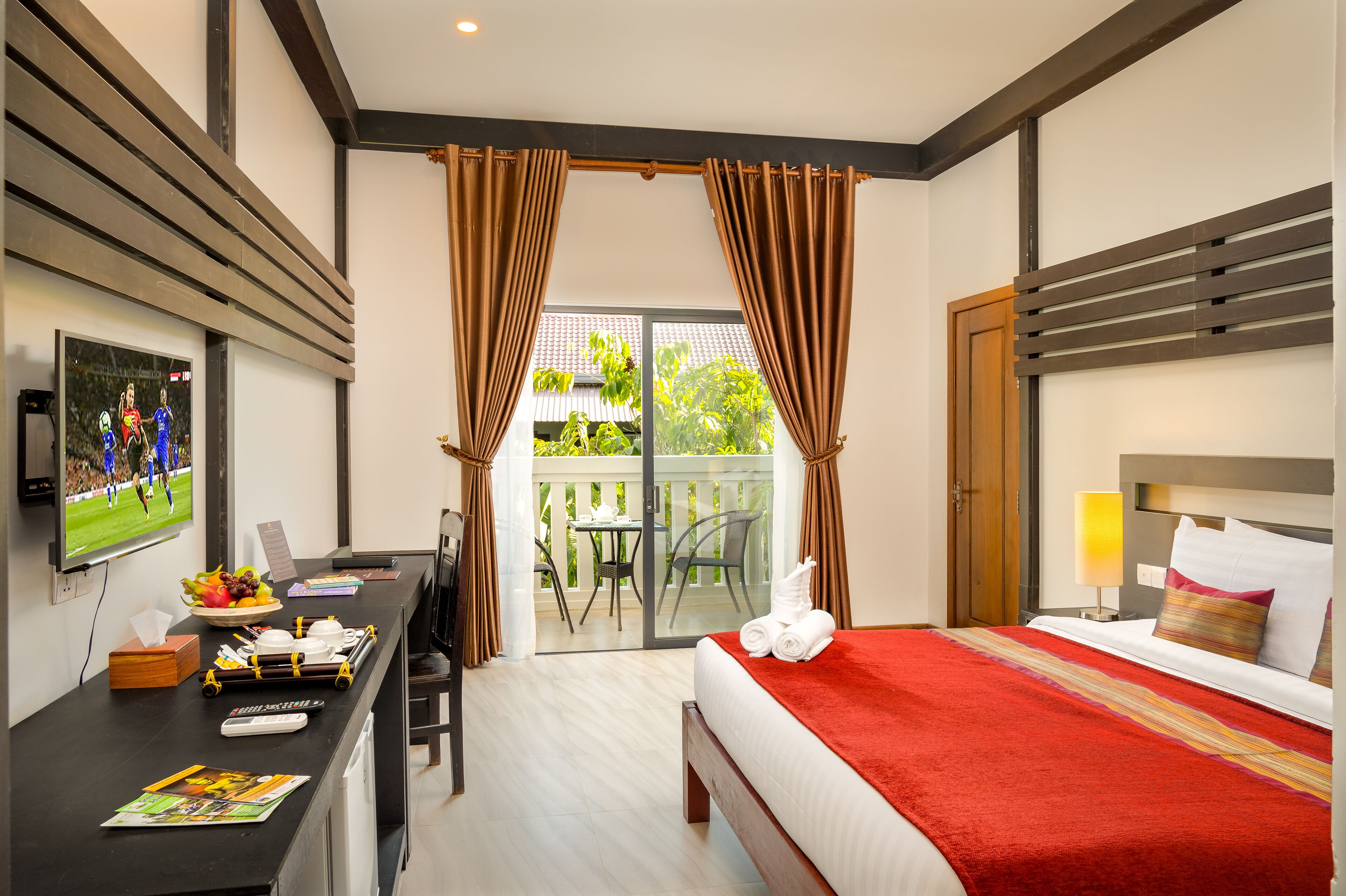 10 bedrooms, in-room safe, soundproofing, iron/ironing board