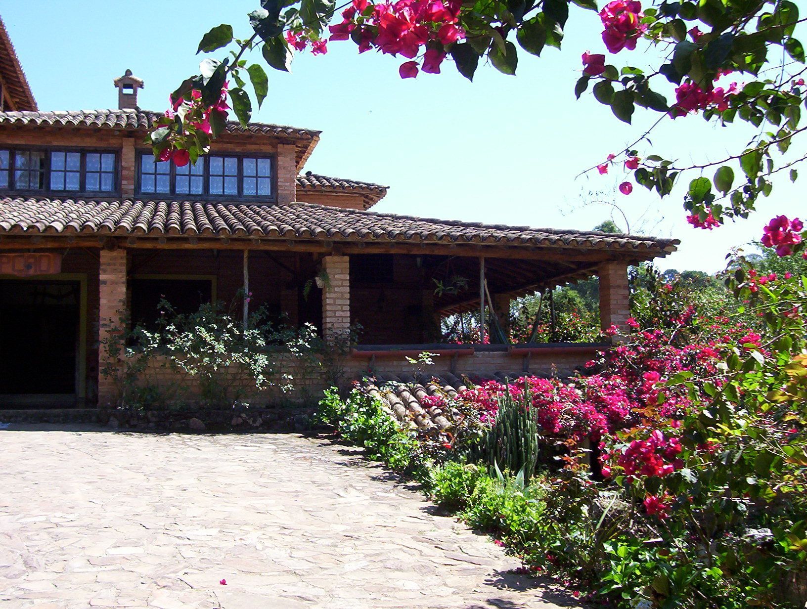 Fachada da propriedade