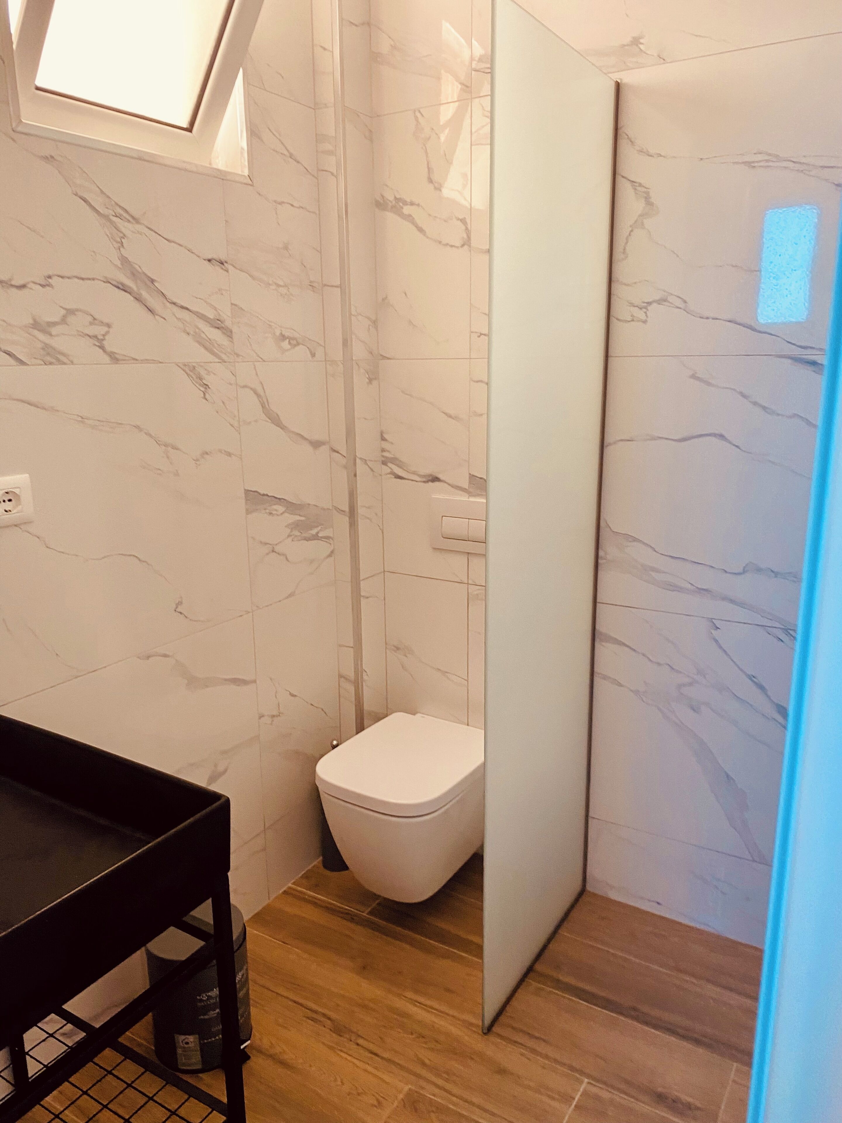 Photo - Kalemi's Beachside Hotel