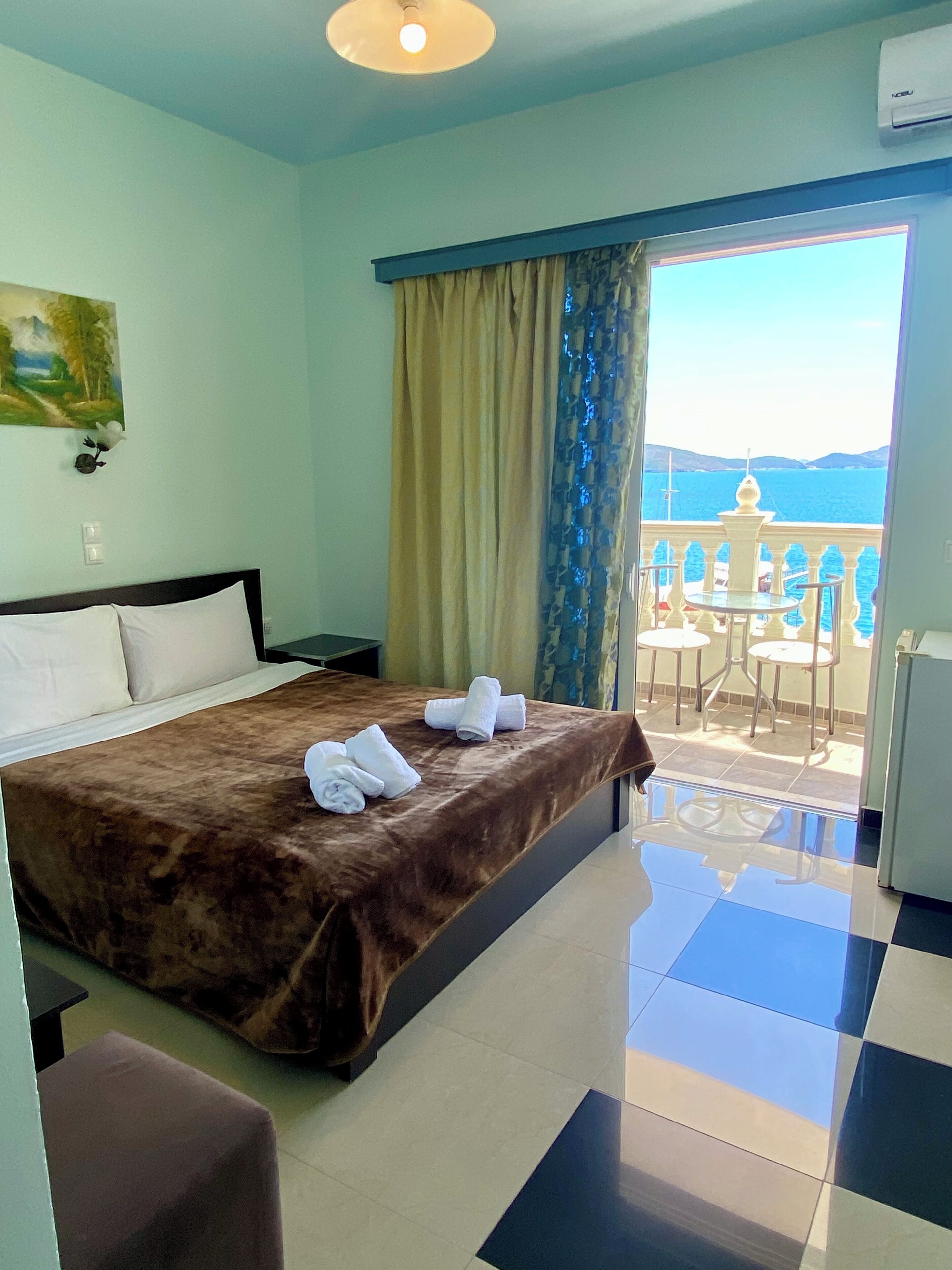 Photo - Kalemi's Beachside Hotel