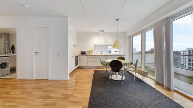 Apartment, Multiple Beds | Living area | Flat-screen TV