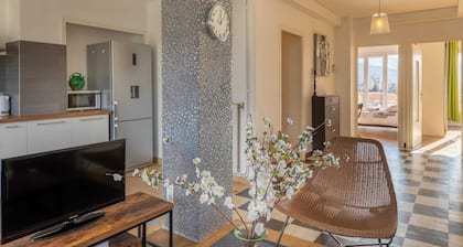 80m² apartment crossing with breathtaking views of all the mountains!
