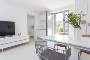 Dining - Deluxe Apartment in Makarska center (Makarska)