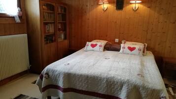 5 chambres, fer et planche Ă repasser, lit parapluie, Wi-Fi gratuit