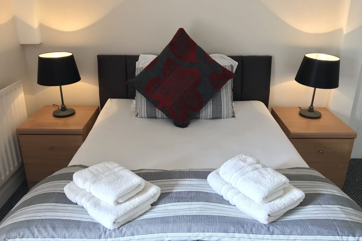 Classic Single Room