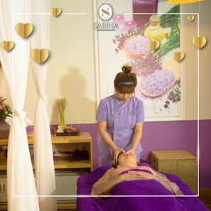 Behandelingskamers voor koppels, hotstone-massages, Thaise massages