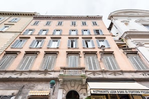 Dettaglio esterni