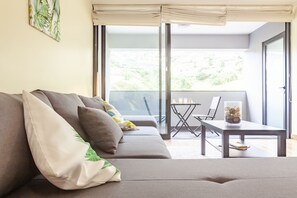 TV - Machico Nature - Nature next door (Machico)